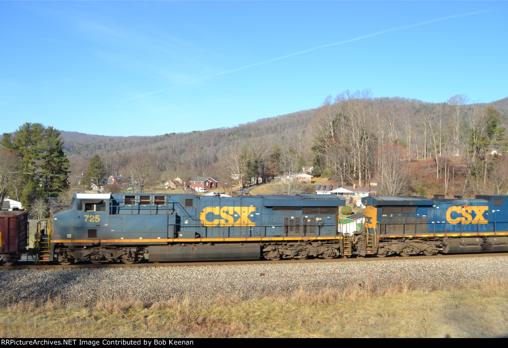 CSX 725